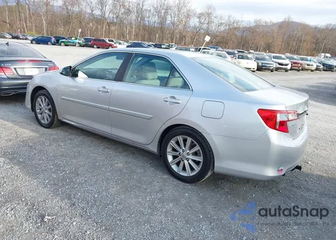 2012 Toyota Camry Xle z USA, uszkodzony, nr VIN 4T4BF1FK0CR266042